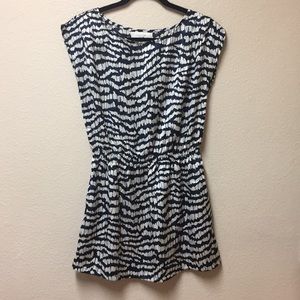 🔸Navy and cream summer dress